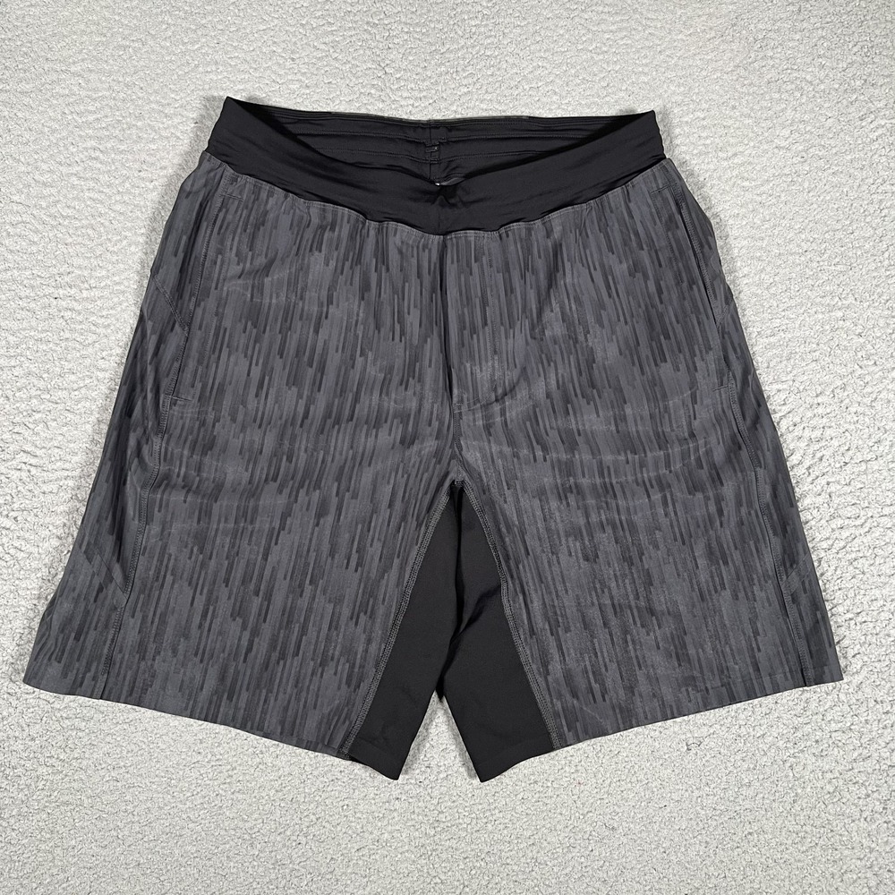 Lululemon Shorts‎ Mens Medium Black T.H.E. 9" Running Gym Stretch Crossfit Logo